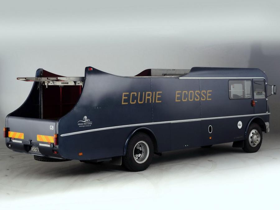  Commer Ecurie Ecosse Transporter 1959 года  (фото 3 из 7)